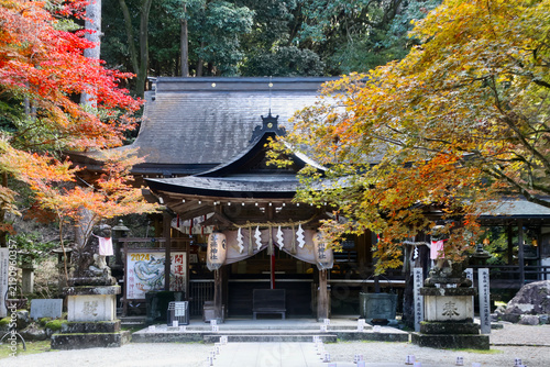 等彌神社・とみじんじゃ・拝殿（奈良県・桜井市）