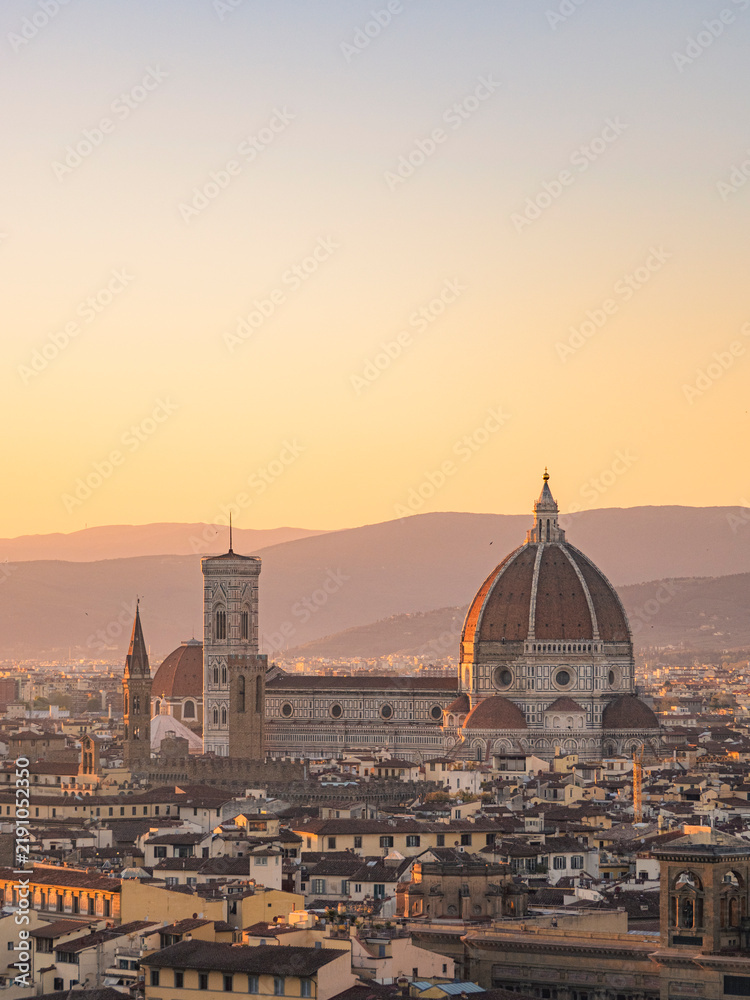 Fototapeta premium Sunset view of the skyline in Florence, Italy.