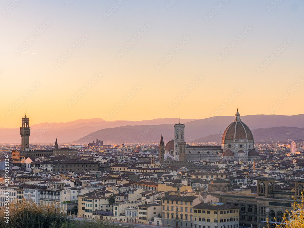 Fototapeta premium Sunset view of the skyline in Florence, Italy.