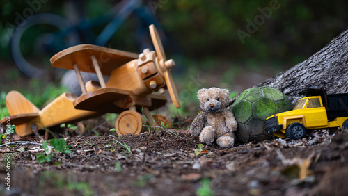 Konstfotografi Childhood memories with abandoned playthings