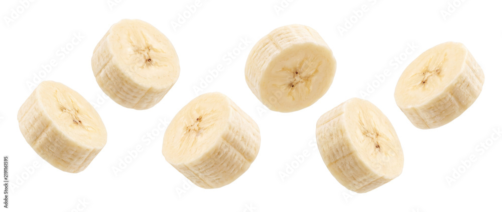 Obraz premium Falling banana slices isolated on transparent background