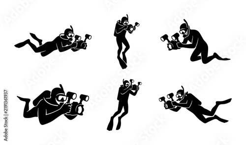 Bild auf Leinwand Black scuba divers with cameras on white background, underwater