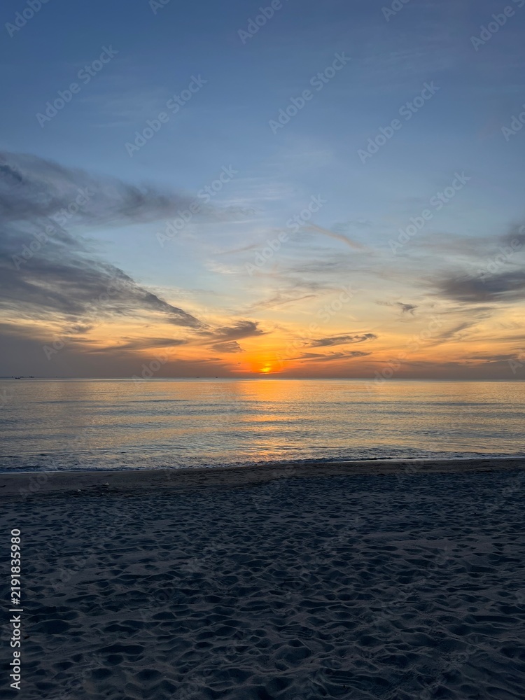 Fototapeta premium sunset on the beach