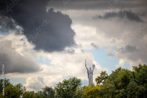 Fotografie Kyiv, Ukraine's iconic Motherland Monument, a colossal concrete statue with an u