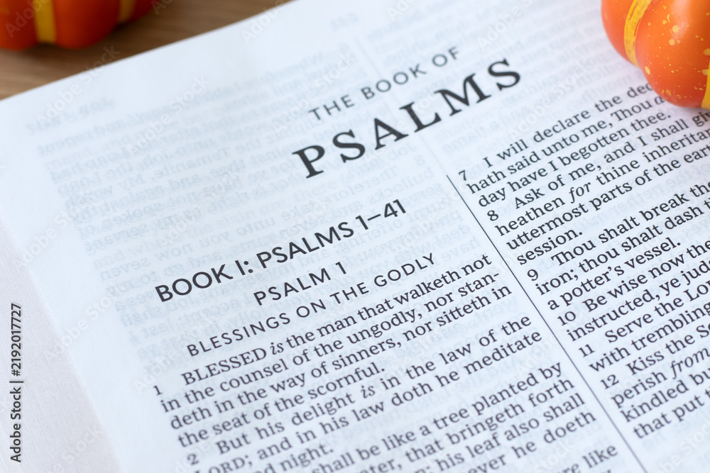 Obraz premium Psalms holy bible book. Christian biblical concept.