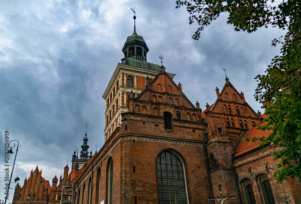 Obraz premium Brick gothic St. Bridget's Basilica, Gdansk