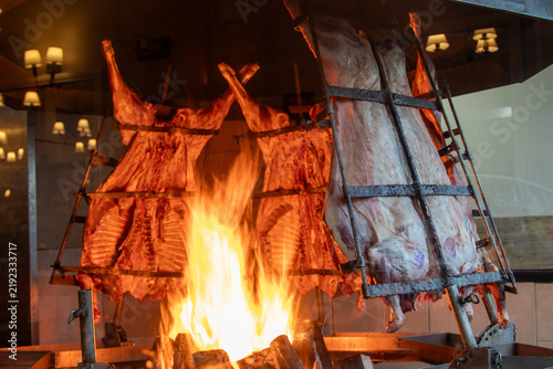 Fotografie Patagonian lamb, ember-roasted in the traditional Argentine style