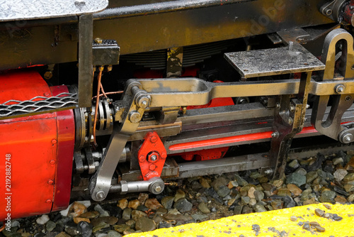 Obraz na płótnie Close-Up of Steam Locomotive Valve Gear Mechanism Undercarriage