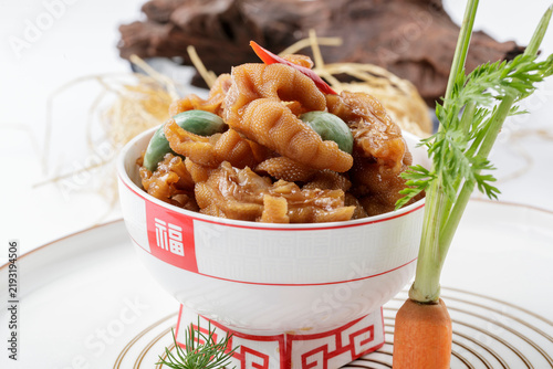 Fotografie Laba Garlic Braised Chicken Feet