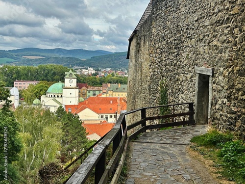 Cuadro en lienzo View from the city walls to the clock tower in the city center Trencin, Slovakia