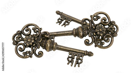 Cuadro en lienzo Isolated antique skeleton keys with ornate, decorative handles, old and rustic d