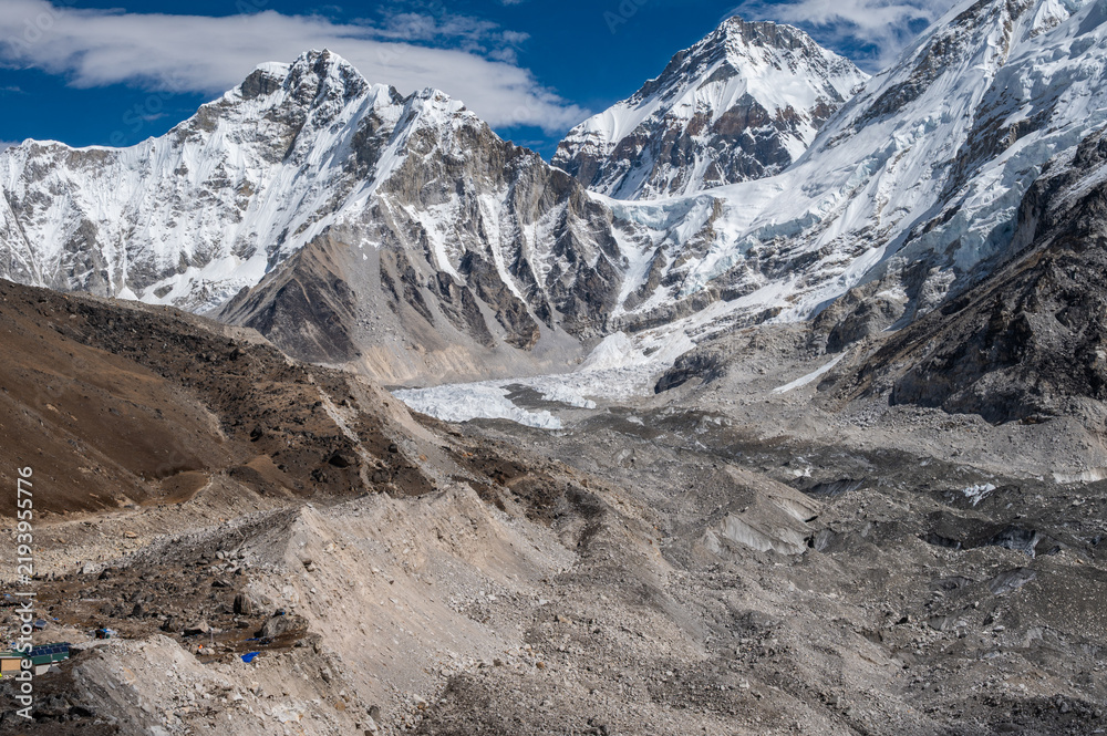Obraz premium Himalayas range with Khumbu glacier nearly Everest base camp, Nepal. Climate change is causing the highest glacier on Mount Everest to melt at a rapid pace.