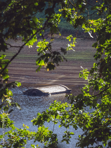 Фотография A pump house from Derwent village exposed by the low water levels of Derwent res