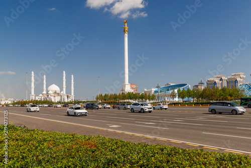 Obraz na plátně Kazakh Eli Monument at Independence Square in Astana