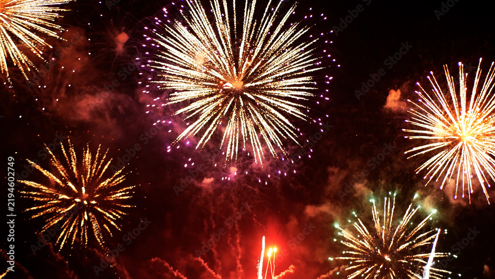 Obraz premium Red Firework celebrate anniversary happy new year 2026, 4th of july holiday festival. red firework in night time celebrate national holiday. Happy new year 2026, 4th of july holiday festival.