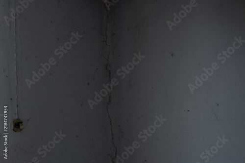 Fotografía Cracked Wall in an Abandoned Rural House