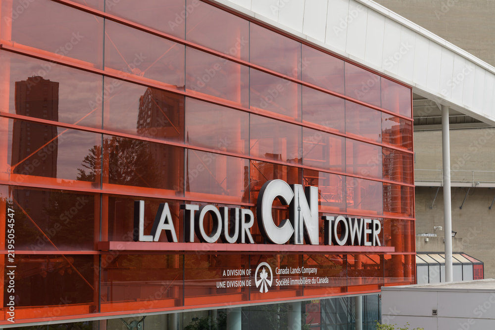 Obraz premium entrance to La Tour CN Tower, Canada Lands Company, located at 290 Bremner Blvd, Toronto