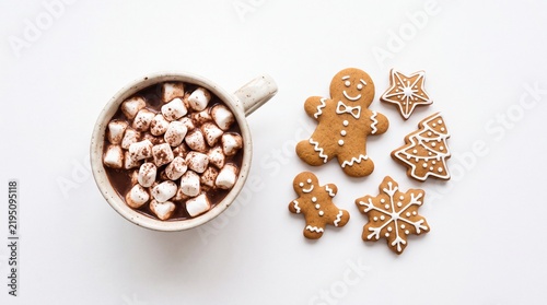 coffee beans on wooden background