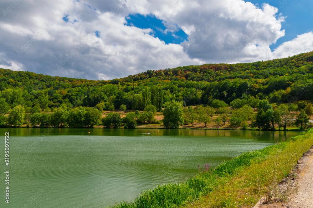 Obraz premium Dam of he Lac du Causse