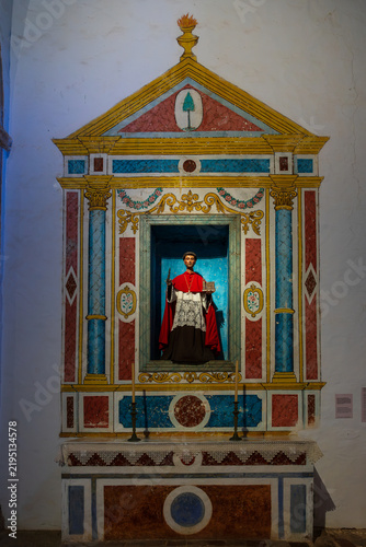 Cuadro en lienzo Painted baroque altarpiece with the polychrome statue of San Diego de Alcala inside Iglesia de Santa Maria de Betancuria