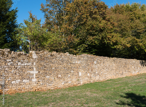 Foto mur en pierre sèches