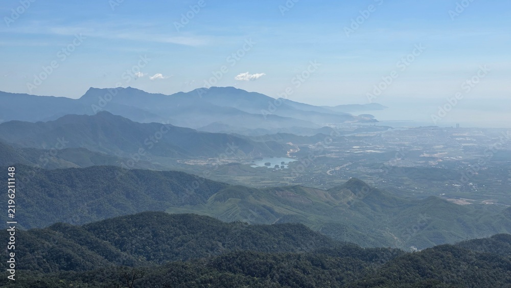 Fotografie mountains and clouds