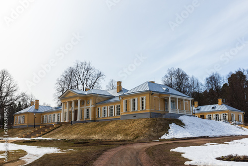 Konstfotografi Manor houses of Monrepos park on a cloudy spring day