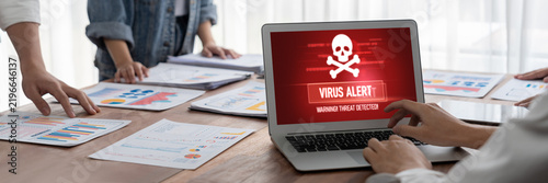 Canvastavla Virus warning alert on computer screen detected brisk cyber threat , hacker, com