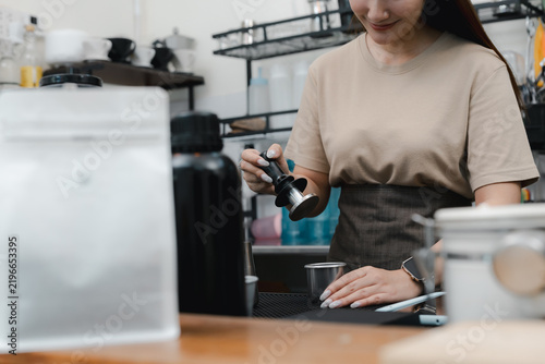 Quadro su tela Espresso preparation concept