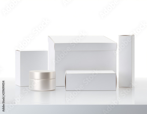 Premium cosmetic packaging concept for sustainable beauty and skincare brands.