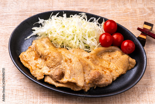 Tapety artystyczne 豚ロースしょうが焼き