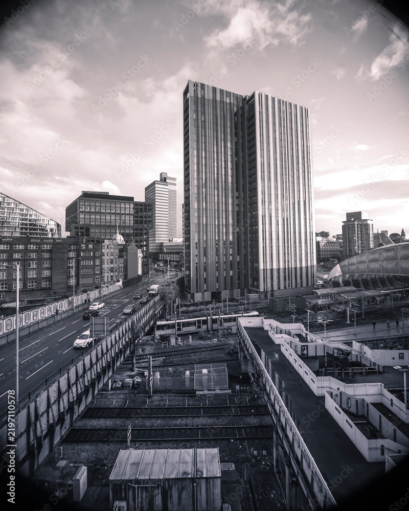 Fototapeta premium B&W Manchester skyline photo vertical 