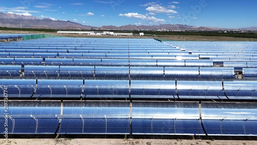 Obraz na plátne CSP parabolic trough solar thermal power plant