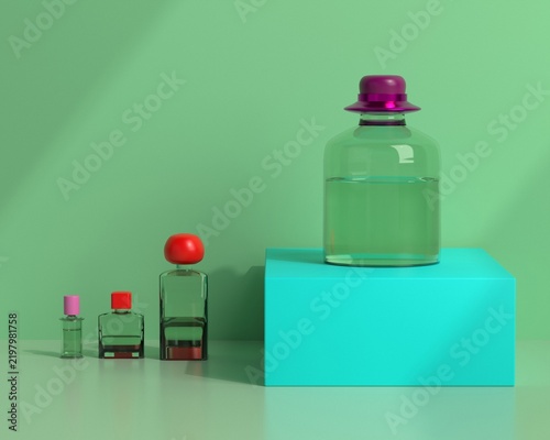 Apothekerflakon aus klarem Glas mit Miniflakons auf Podest in Aqua