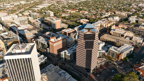 Foto Aerial view of downtown Tucson Arizona with high rise buildings and city streets
