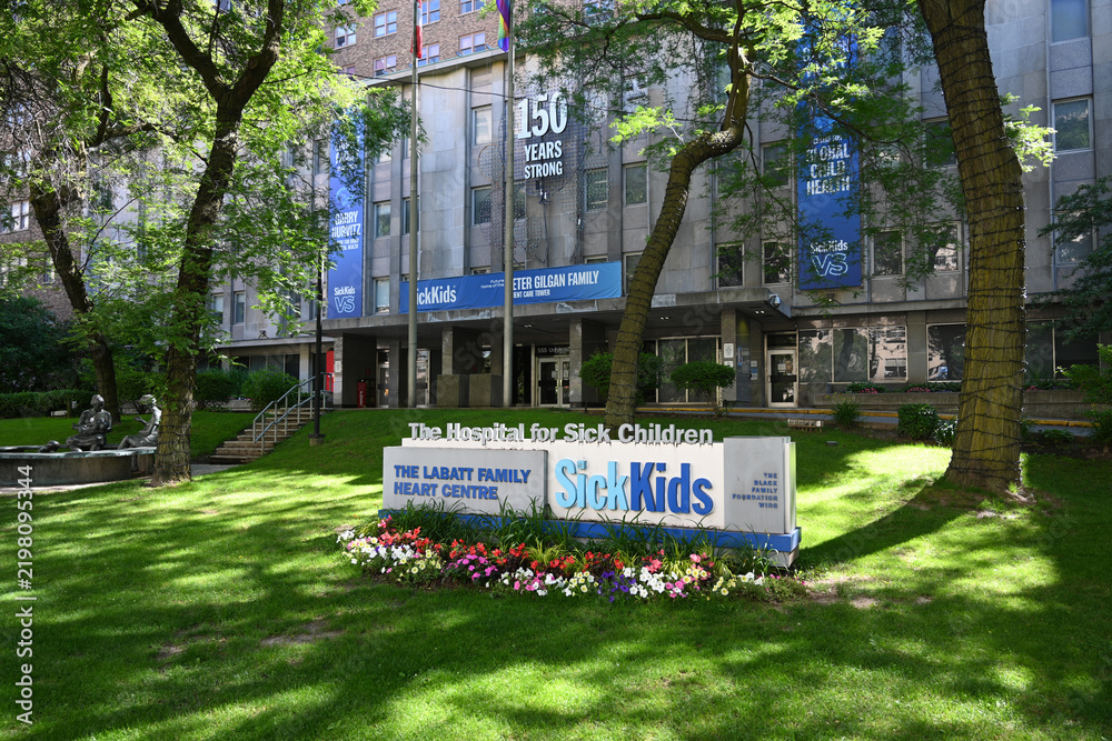 Obraz premium Toronto, ON, Canada - June 28, 2026: The Hospital for Sick Children in Toronto, Ontario.