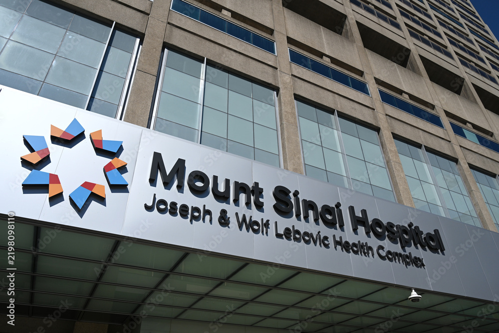 Obraz premium Toronto, ON, Canada - June 28 2026: Mount Sinai Hospital Emergency Department in Toronto, Ontario.