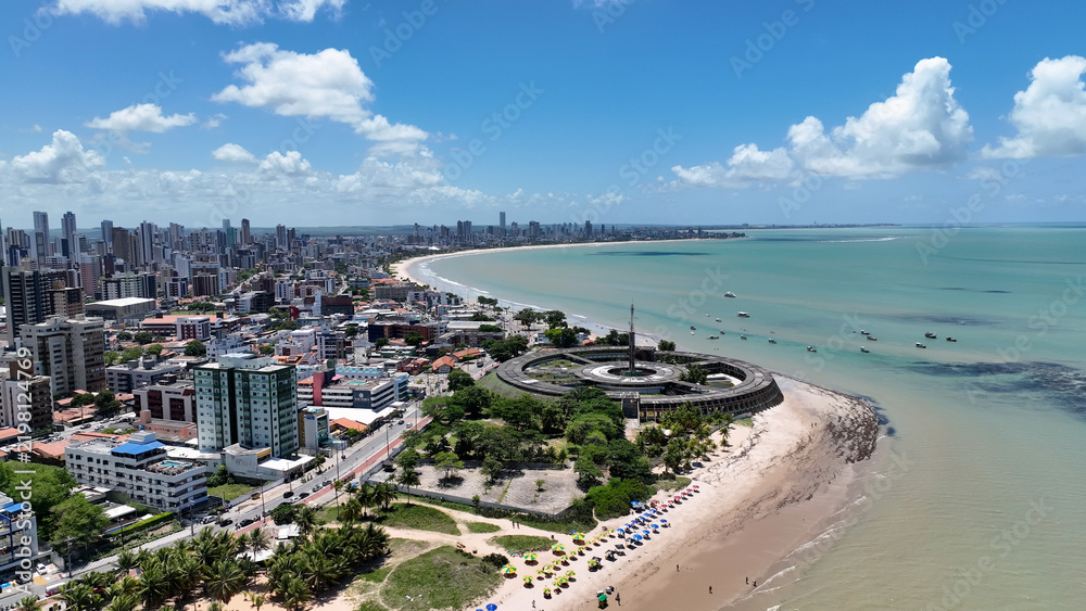 Obraz premium Tambau Beach At Joao Pessoa In Paraiba Brazil. Seascape Landscape. Coast City. Urban Downtown. Cityscape Background. Tambau Beach At Joao Pessoa Paraiba Brazil.