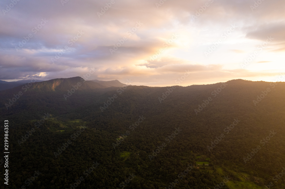 Obraz premium Sunrise in the mountains, Western Ghats, Karnataka, India