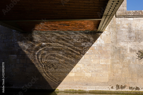 Obraz na płótnie reflet sous un pont
