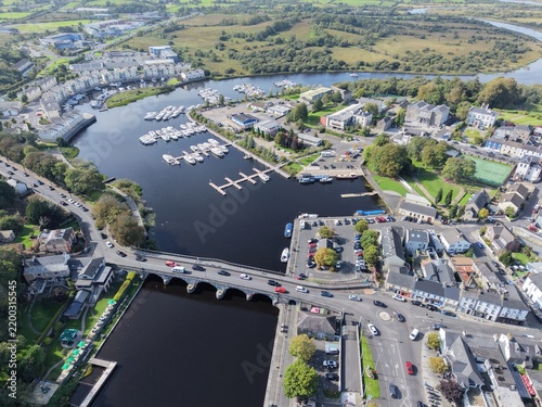 Obraz na plátně Aerial photograph of Carrick-on-Shannon, County Leitrim, Ireland, showing the hi
