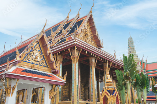 Foto Landmark architecture of the Grand Palace and Wat Phra Kaew, Bangkok, Thailand