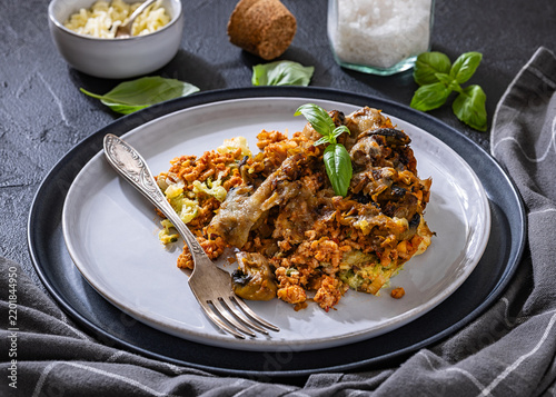 Queso fundido con carne casserole with ground meatQueso fundido con carne casserole with ground meat