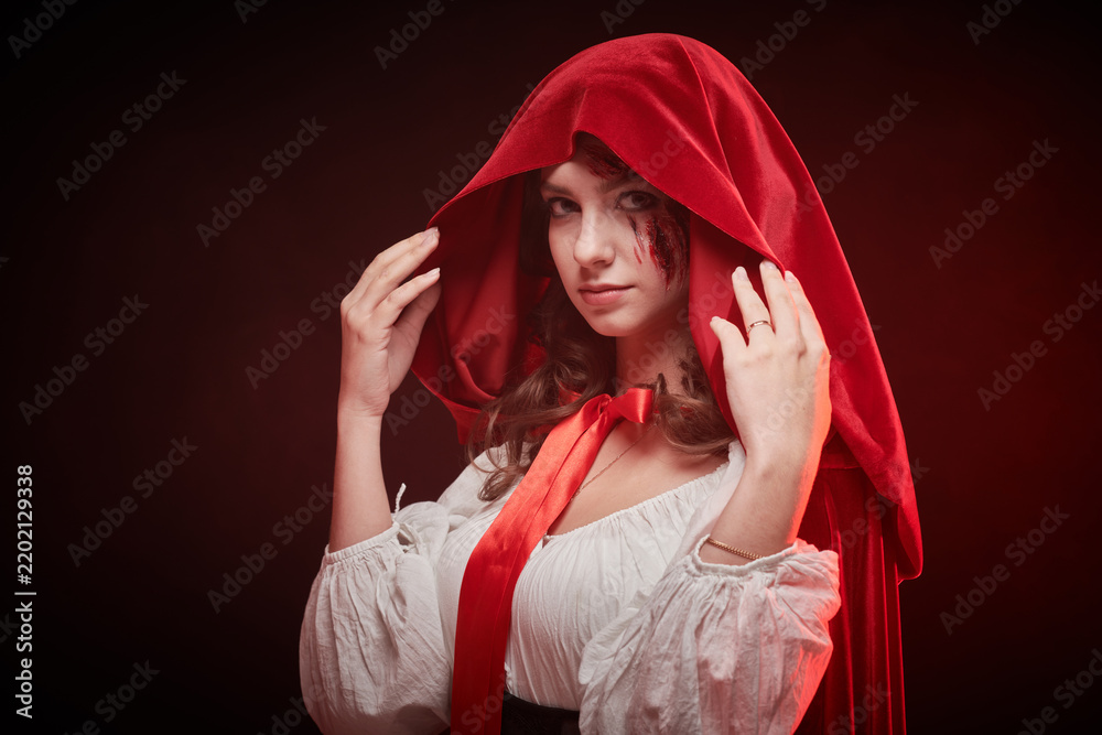 Obraz premium Haunted Fairytale Heroine