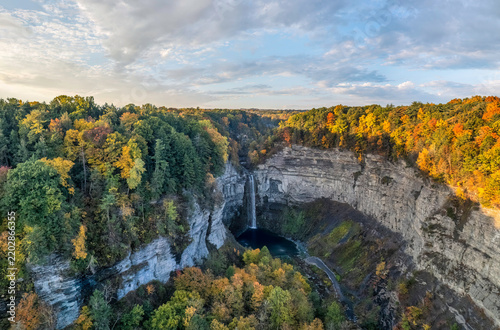 Autumn at Taughannock Falls State Park - New York - Finger Lakes	