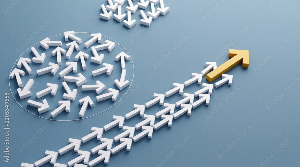 Obraz premium Business Leadership and Strategic Direction Concept Featuring a Large Yellow Arrow Leading a Organized Pack of White Arrows Towards Success and Growth on a Minimalist Blue Background