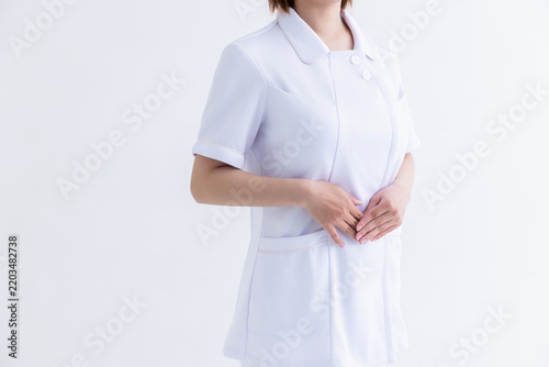 Plakat 白衣を着た女性