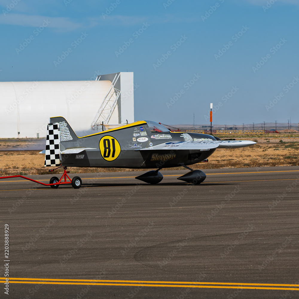 Obraz premium National Championship Air Races 9-18-2026 Roswell NM USA Formula 1 class aircraft at the National Championship Air Races at the Roswell International Air Center