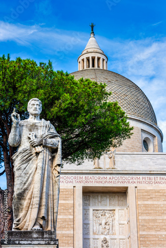 Saint Peter Statue With Basilica Facade