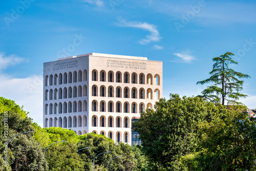 Palazzo Della Civilta Italiana Square Colosseum